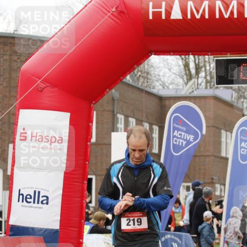 13.04.2025 - Hammer Lauf A. Gomolzig http://msf.ph/oto/7645325 13.04.2025 10:32:38 Ziel 219, 1074, 1809 meine-sportfotos.de