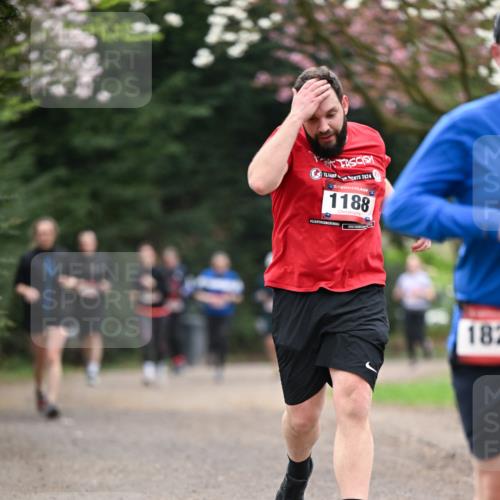13.04.2025 - Hammer Lauf Dr. Thomas Lammeyer http://msf.ph/oto/7645412 13.04.2025 10:15:00 Laufen 13, 2024, 15, 1188, 182 meine-sportfotos.de
