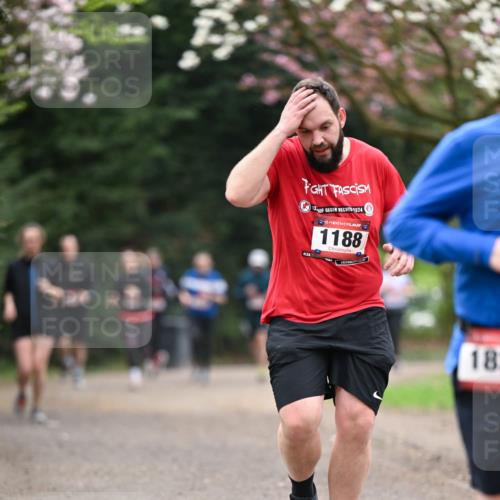 13.04.2025 - Hammer Lauf Dr. Thomas Lammeyer http://msf.ph/oto/7645415 13.04.2025 10:15:00 Laufen 13, 2024, 15, 1188, 18 meine-sportfotos.de