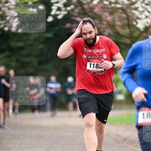 13.04.2025 - Hammer Lauf Dr. Thomas Lammeyer http://msf.ph/oto/7645419 13.04.2025 10:15:00 Laufen 3, 2024, 15, 118, 18 meine-sportfotos.de