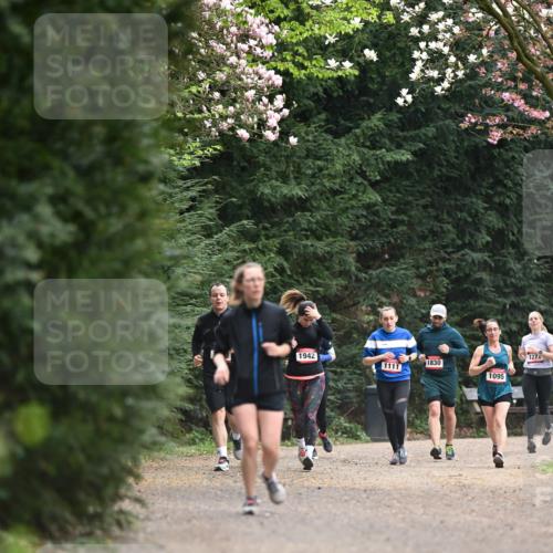 13.04.2025 - Hammer Lauf Dr. Thomas Lammeyer http://msf.ph/oto/7645445 13.04.2025 10:15:02 Laufen 1942, 1271, 1830, 1111, 1095 meine-sportfotos.de