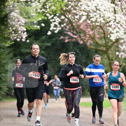 13.04.2025 - Hammer Lauf Dr. Thomas Lammeyer http://msf.ph/oto/7645469 13.04.2025 10:15:12 Laufen 116, 1943, 1111, 1942, 1095 meine-sportfotos.de