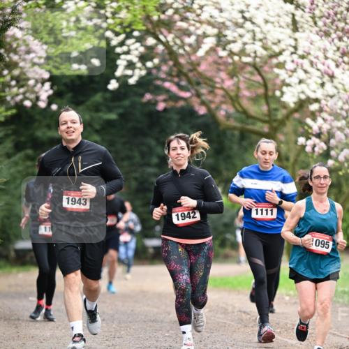 13.04.2025 - Hammer Lauf Dr. Thomas Lammeyer http://msf.ph/oto/7645479 13.04.2025 10:15:12 Laufen 11, 1943, 1942, 1111, 095 meine-sportfotos.de