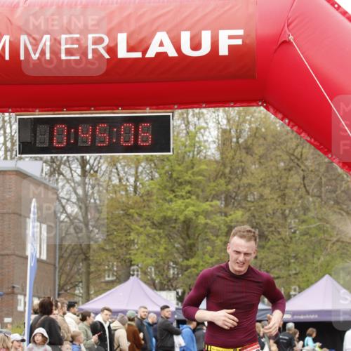 13.04.2025 - Hammer Lauf A. Gomolzig http://msf.ph/oto/7645500 13.04.2025 10:31:05 Ziel 132, 889, 1987 meine-sportfotos.de