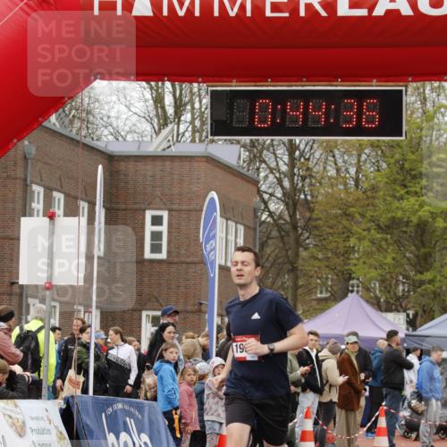 13.04.2025 - Hammer Lauf A. Gomolzig http://msf.ph/oto/7645565 13.04.2025 10:30:35 Ziel 205, 692, 1077, 1959 meine-sportfotos.de