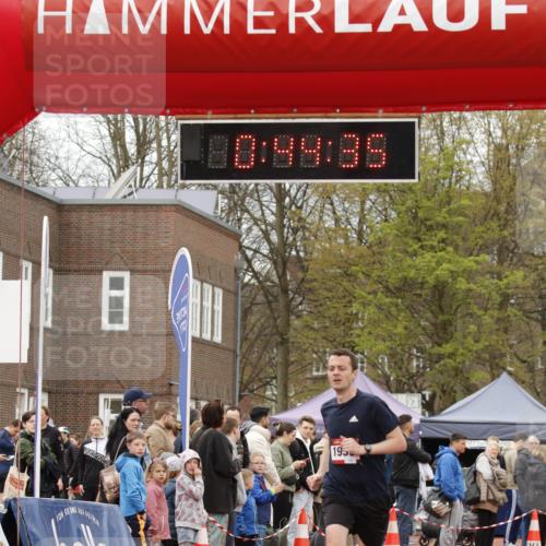 13.04.2025 - Hammer Lauf A. Gomolzig http://msf.ph/oto/7645569 13.04.2025 10:30:34 Ziel 205, 692, 1077, 1959 meine-sportfotos.de