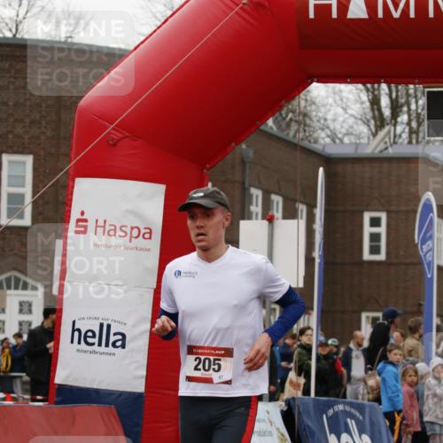 13.04.2025 - Hammer Lauf A. Gomolzig http://msf.ph/oto/7645584 13.04.2025 10:30:32 Ziel 205, 692, 1077, 1959 meine-sportfotos.de