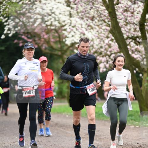 13.04.2025 - Hammer Lauf Dr. Thomas Lammeyer http://msf.ph/oto/7645904 13.04.2025 10:15:42 Laufen 1992, 1993 meine-sportfotos.de