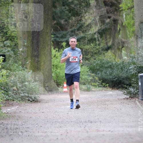 13.04.2025 - Hammer Lauf Jannik Wohlers http://msf.ph/oto/7645919 13.04.2025 11:38:16 Laufen 234 meine-sportfotos.de
