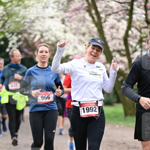 13.04.2025 - Hammer Lauf Dr. Thomas Lammeyer http://msf.ph/oto/7645944 13.04.2025 10:15:44 Laufen 966, 15, 1992 meine-sportfotos.de