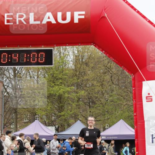 13.04.2025 - Hammer Lauf A. Gomolzig http://msf.ph/oto/7646062 13.04.2025 10:27:00 Ziel 295, 1031 meine-sportfotos.de