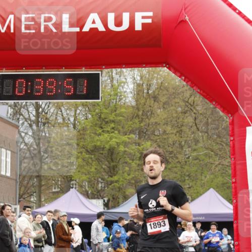 13.04.2025 - Hammer Lauf A. Gomolzig http://msf.ph/oto/7646117 13.04.2025 10:25:51 Ziel 1893 meine-sportfotos.de