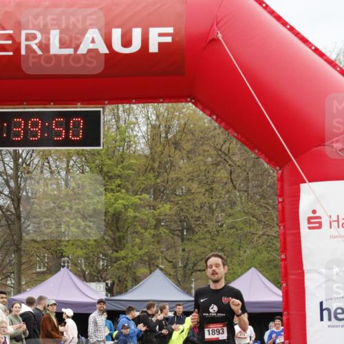 13.04.2025 - Hammer Lauf A. Gomolzig http://msf.ph/oto/7646122 13.04.2025 10:25:50 Ziel 1893 meine-sportfotos.de