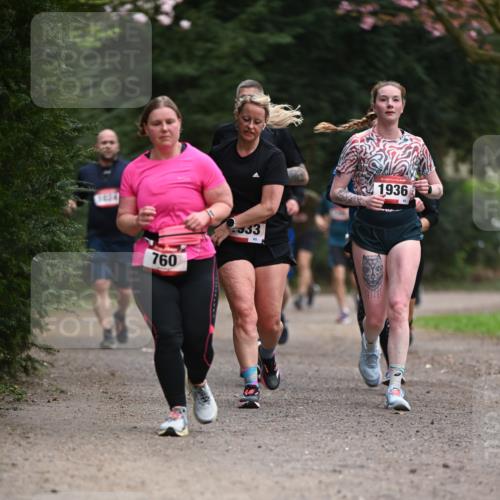13.04.2025 - Hammer Lauf Dr. Thomas Lammeyer http://msf.ph/oto/7646135 13.04.2025 10:16:02 Laufen 6834, 760, 33, 1936, 66 meine-sportfotos.de