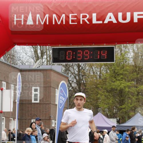 13.04.2025 - Hammer Lauf A. Gomolzig http://msf.ph/oto/7646154 13.04.2025 10:25:14 Ziel 250, 263, 732 meine-sportfotos.de