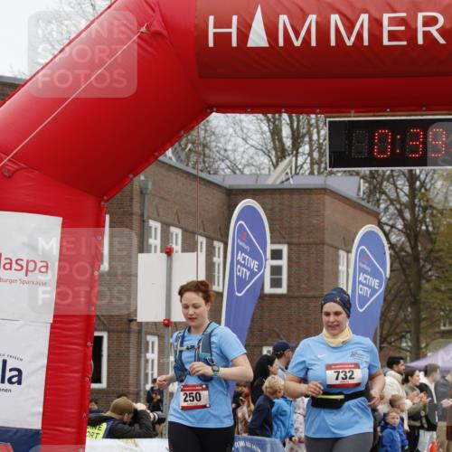 13.04.2025 - Hammer Lauf A. Gomolzig http://msf.ph/oto/7646179 13.04.2025 10:25:10 Ziel 250, 263, 732 meine-sportfotos.de
