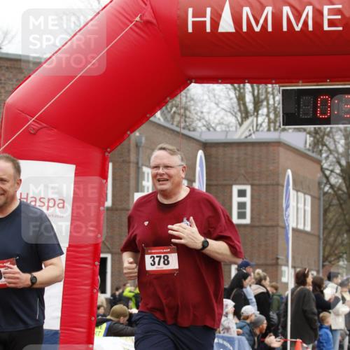 13.04.2025 - Hammer Lauf A. Gomolzig http://msf.ph/oto/7646259 13.04.2025 10:24:22 Ziel 378, 506, 1175 meine-sportfotos.de