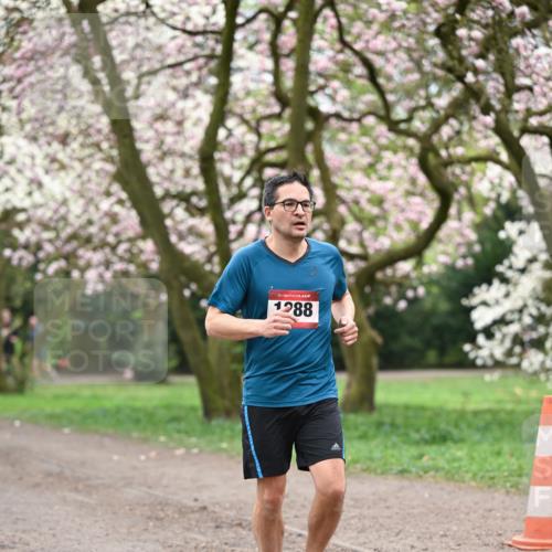 13.04.2025 - Hammer Lauf Dr. Thomas Lammeyer http://msf.ph/oto/7646339 13.04.2025 10:16:14 Laufen 15, 1288 meine-sportfotos.de