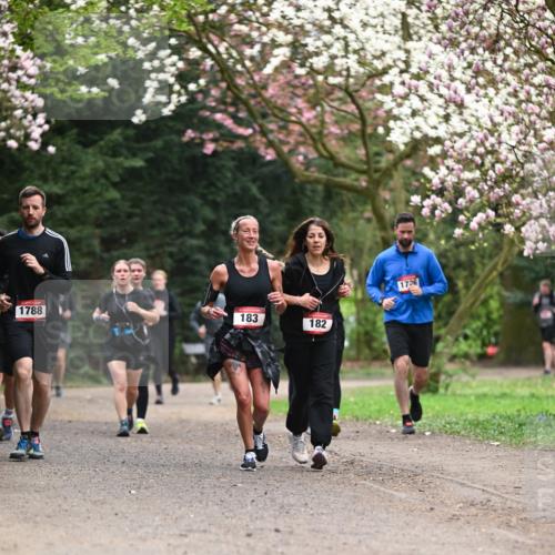 13.04.2025 - Hammer Lauf Dr. Thomas Lammeyer http://msf.ph/oto/7646464 13.04.2025 10:16:21 Laufen 1788, 183, 182, 1726 meine-sportfotos.de