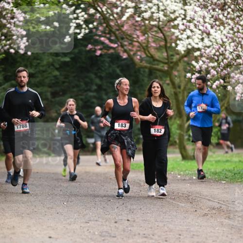 13.04.2025 - Hammer Lauf Dr. Thomas Lammeyer http://msf.ph/oto/7646481 13.04.2025 10:16:22 Laufen 1788, 183, 182, 17 meine-sportfotos.de