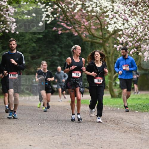 13.04.2025 - Hammer Lauf Dr. Thomas Lammeyer http://msf.ph/oto/7646484 13.04.2025 10:16:22 Laufen 183, 1788, 182, 1706 meine-sportfotos.de