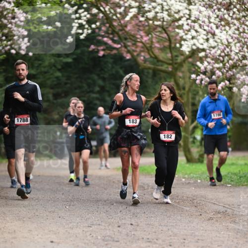 13.04.2025 - Hammer Lauf Dr. Thomas Lammeyer http://msf.ph/oto/7646488 13.04.2025 10:16:22 Laufen 1788, 183, 182, 1786 meine-sportfotos.de