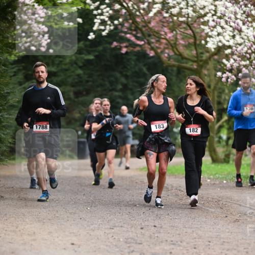13.04.2025 - Hammer Lauf Dr. Thomas Lammeyer http://msf.ph/oto/7646490 13.04.2025 10:16:22 Laufen 1788, 183, 182, 1786 meine-sportfotos.de