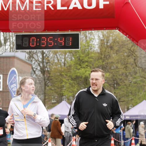 13.04.2025 - Hammer Lauf A. Gomolzig http://msf.ph/oto/7646492 13.04.2025 10:21:40 Ziel 137, 706, 708, 871 meine-sportfotos.de