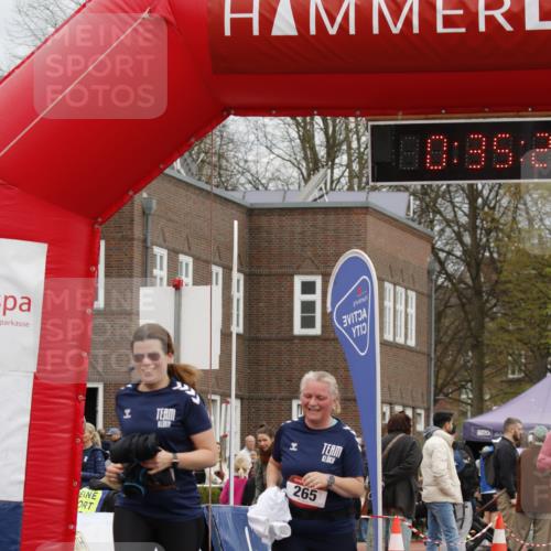 13.04.2025 - Hammer Lauf A. Gomolzig http://msf.ph/oto/7646541 13.04.2025 10:21:20 Ziel 265, 266, 697, 1226 meine-sportfotos.de