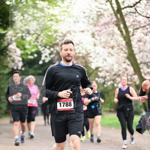 13.04.2025 - Hammer Lauf Dr. Thomas Lammeyer http://msf.ph/oto/7646561 13.04.2025 10:16:27 Laufen 15, 1788 meine-sportfotos.de