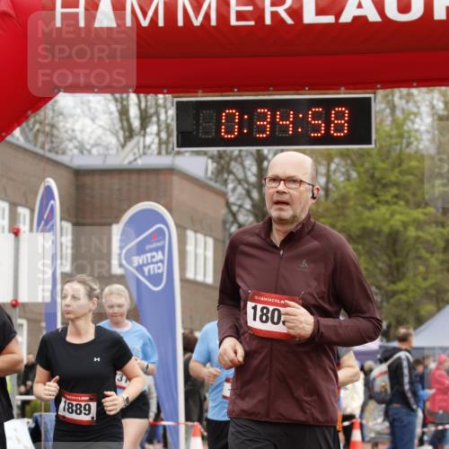 13.04.2025 - Hammer Lauf A. Gomolzig http://msf.ph/oto/7646579 13.04.2025 10:20:57 Ziel 130, 731, 733, 1803, 1887, 1889 meine-sportfotos.de