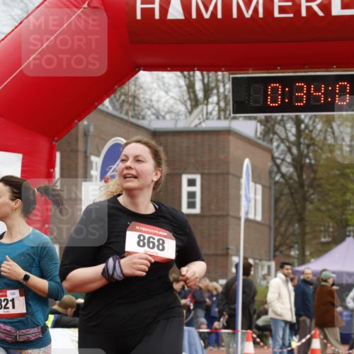 13.04.2025 - Hammer Lauf A. Gomolzig http://msf.ph/oto/7646729 13.04.2025 10:20:06 Ziel 321, 868, 1860 meine-sportfotos.de