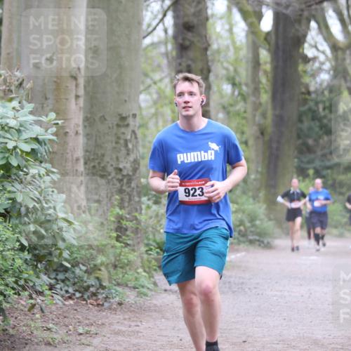 13.04.2025 - Hammer Lauf Jannik Wohlers http://msf.ph/oto/7646889 13.04.2025 11:32:10 Laufen 15, 923 meine-sportfotos.de