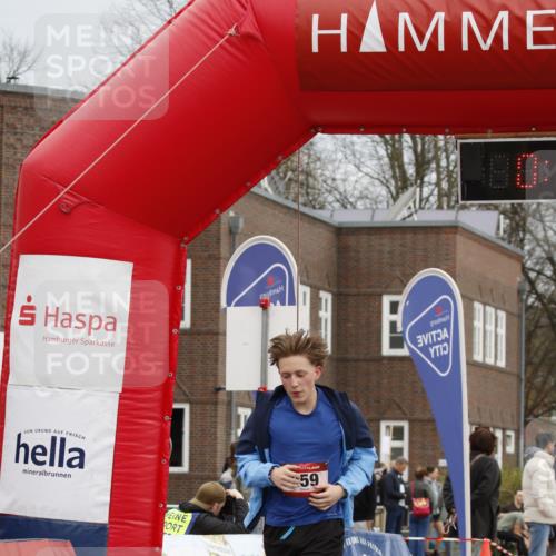 13.04.2025 - Hammer Lauf A. Gomolzig http://msf.ph/oto/7646958 13.04.2025 10:18:58 Ziel 259 meine-sportfotos.de