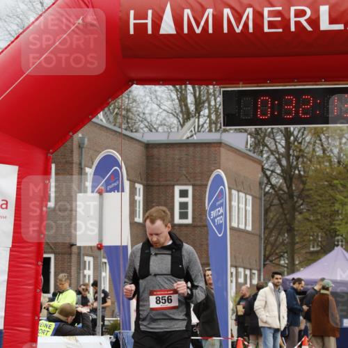 13.04.2025 - Hammer Lauf A. Gomolzig http://msf.ph/oto/7647064 13.04.2025 10:18:13 Ziel 580, 856, 895, 1053, 1054 meine-sportfotos.de