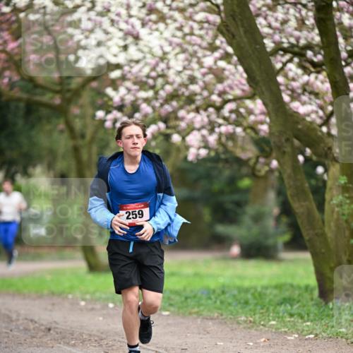 13.04.2025 - Hammer Lauf Dr. Thomas Lammeyer http://msf.ph/oto/7647097 13.04.2025 10:17:28 Laufen 15, 259 meine-sportfotos.de