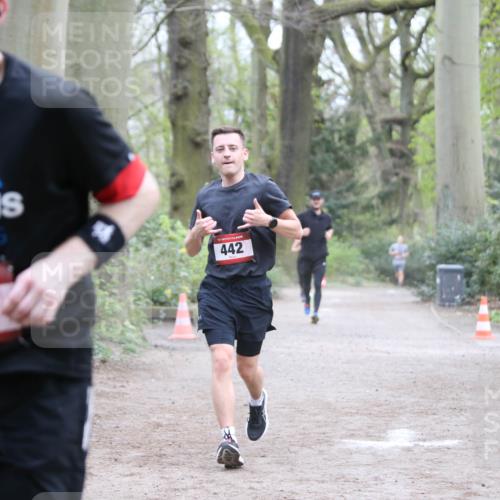 13.04.2025 - Hammer Lauf Jannik Wohlers http://msf.ph/oto/7647100 13.04.2025 11:31:32 Laufen 352, 442 meine-sportfotos.de