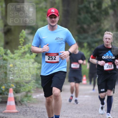 13.04.2025 - Hammer Lauf Jannik Wohlers http://msf.ph/oto/7647135 13.04.2025 11:31:26 Laufen 15, 252, 442, 352 meine-sportfotos.de
