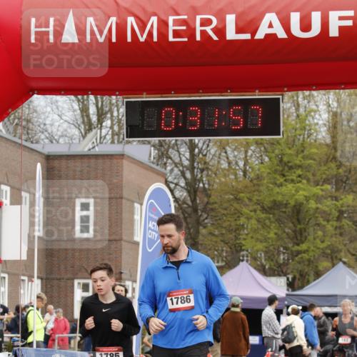 13.04.2025 - Hammer Lauf A. Gomolzig http://msf.ph/oto/7647141 13.04.2025 10:17:56 Ziel 446, 455, 1786, 1788 meine-sportfotos.de