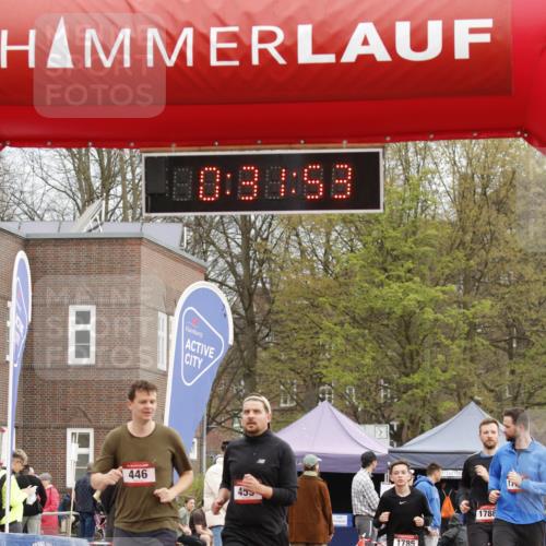 13.04.2025 - Hammer Lauf A. Gomolzig http://msf.ph/oto/7647158 13.04.2025 10:17:53 Ziel 446, 455, 1786, 1788 meine-sportfotos.de