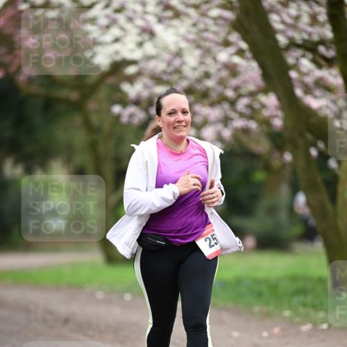 13.04.2025 - Hammer Lauf Dr. Thomas Lammeyer http://msf.ph/oto/7647278 13.04.2025 10:17:41 Laufen 25 meine-sportfotos.de