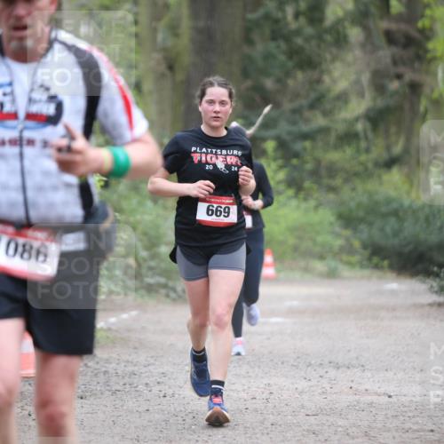 13.04.2025 - Hammer Lauf Jannik Wohlers http://msf.ph/oto/7647283 13.04.2025 11:31:02 Laufen 1086, 20, 24, 15, 669 meine-sportfotos.de