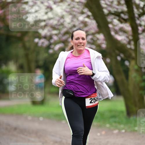 13.04.2025 - Hammer Lauf Dr. Thomas Lammeyer http://msf.ph/oto/7647288 13.04.2025 10:17:41 Laufen 15, 258 meine-sportfotos.de