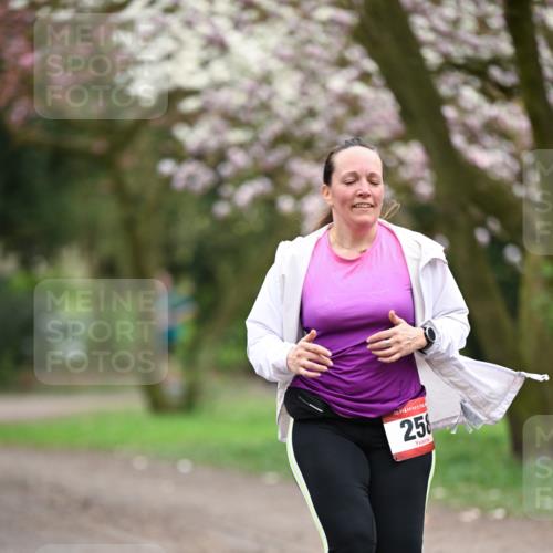 13.04.2025 - Hammer Lauf Dr. Thomas Lammeyer http://msf.ph/oto/7647292 13.04.2025 10:17:42 Laufen 15, 258 meine-sportfotos.de