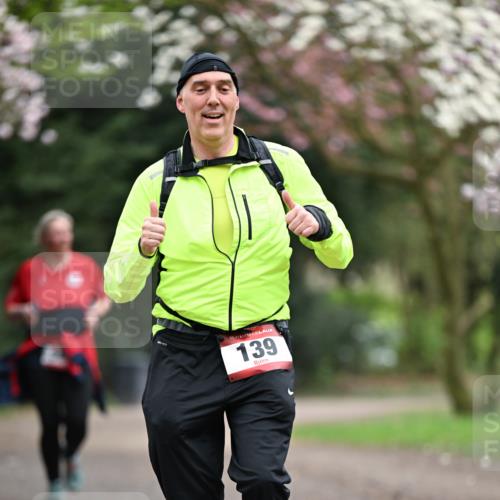 13.04.2025 - Hammer Lauf Dr. Thomas Lammeyer http://msf.ph/oto/7647359 13.04.2025 10:17:49 Laufen 15, 139 meine-sportfotos.de