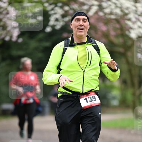 13.04.2025 - Hammer Lauf Dr. Thomas Lammeyer http://msf.ph/oto/7647365 13.04.2025 10:17:49 Laufen 15, 139 meine-sportfotos.de