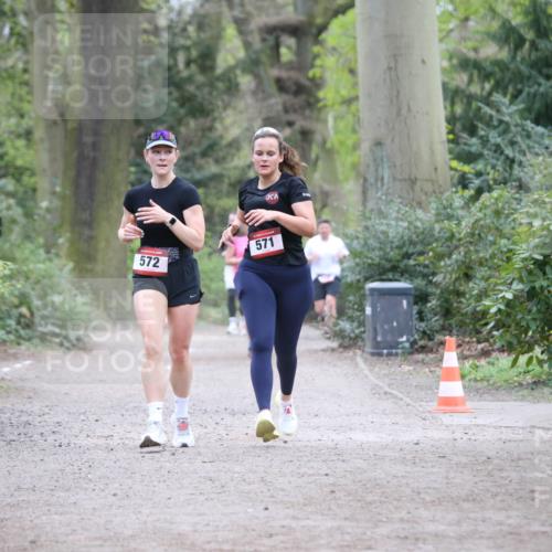 13.04.2025 - Hammer Lauf Jannik Wohlers http://msf.ph/oto/7647457 13.04.2025 11:30:28 Laufen 572, 571 meine-sportfotos.de