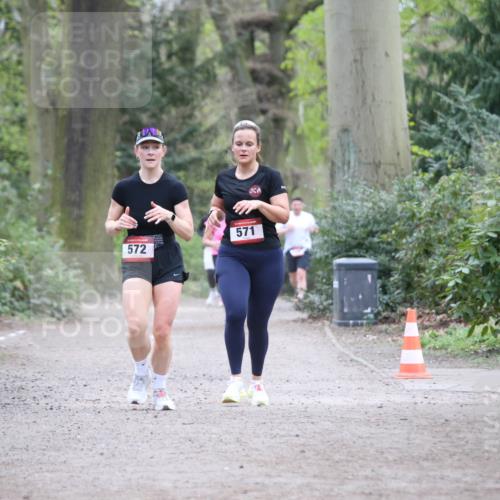13.04.2025 - Hammer Lauf Jannik Wohlers http://msf.ph/oto/7647459 13.04.2025 11:30:28 Laufen 572, 571 meine-sportfotos.de