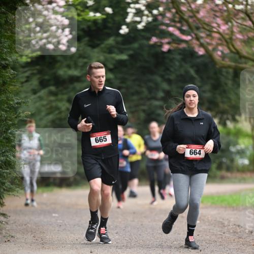 13.04.2025 - Hammer Lauf Dr. Thomas Lammeyer http://msf.ph/oto/7647547 13.04.2025 10:18:10 Laufen 665, 664 meine-sportfotos.de