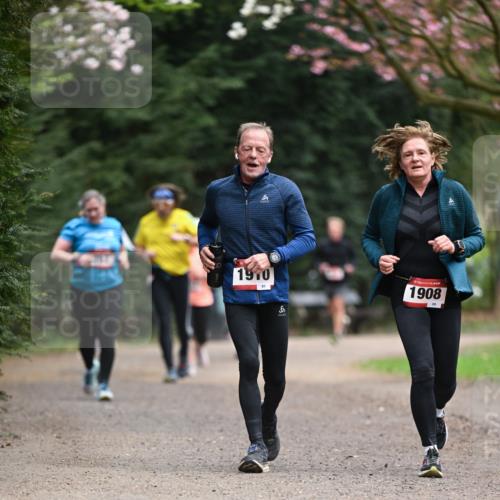 13.04.2025 - Hammer Lauf Dr. Thomas Lammeyer http://msf.ph/oto/7647890 13.04.2025 10:18:43 Laufen 1970, 6, 1908 meine-sportfotos.de